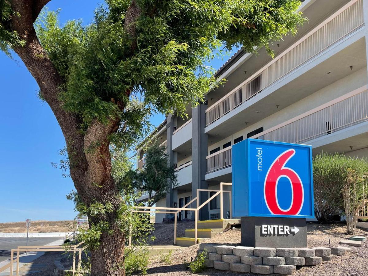 Motel 6 Barstow, Ca I15 And Lenwood Road Exterior foto